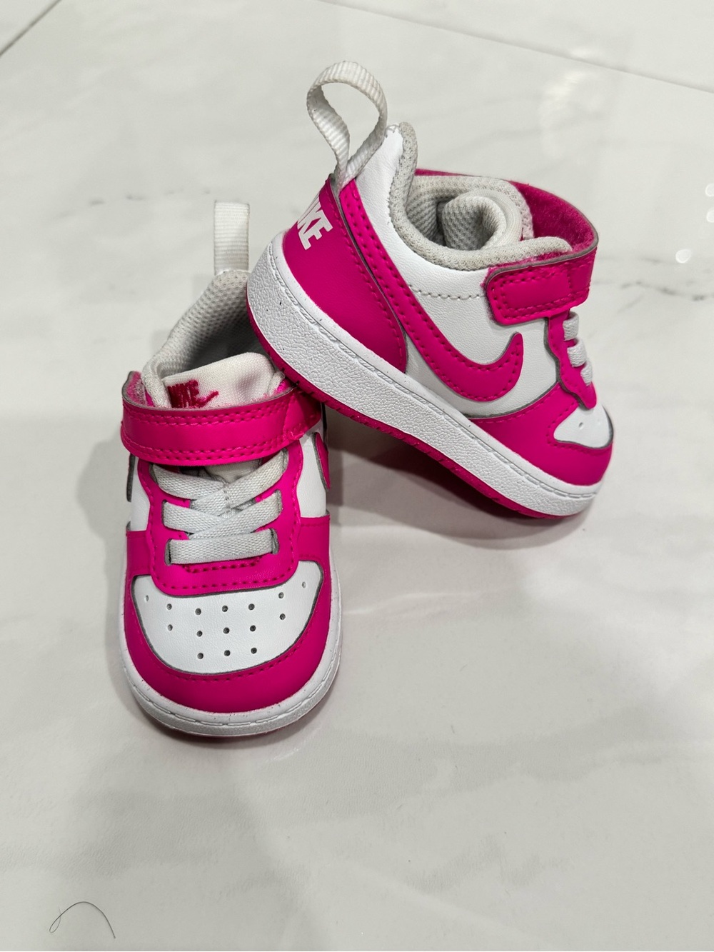 Nike Toddler White and Hot Pink Hook-and-Loop Sneakers